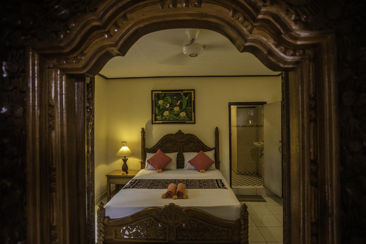 Gusti Kaler House Hotel Ubud  Exterior photo