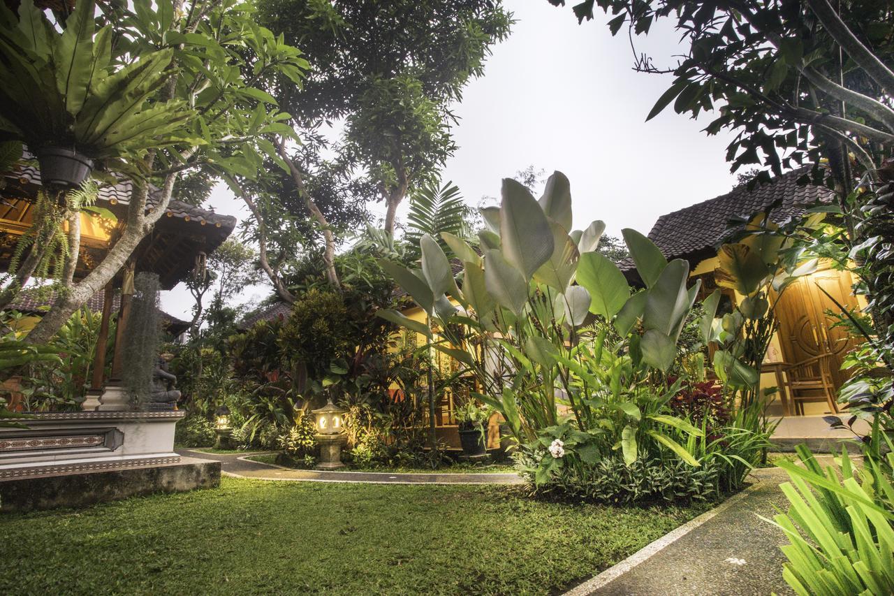 Gusti Kaler House Hotel Ubud  Exterior photo