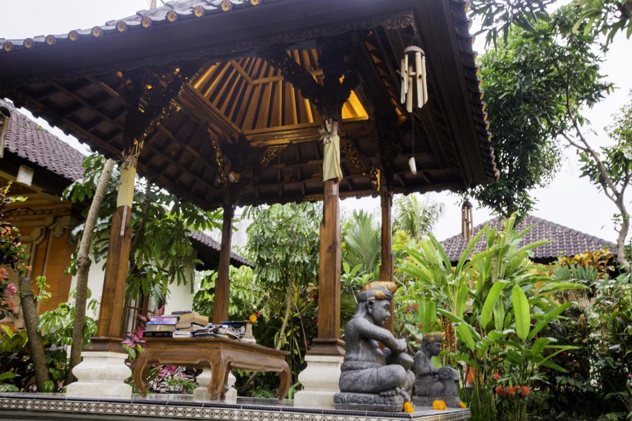 Gusti Kaler House Hotel Ubud  Exterior photo