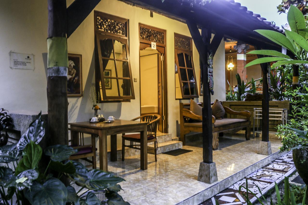 Gusti Kaler House Hotel Ubud  Exterior photo