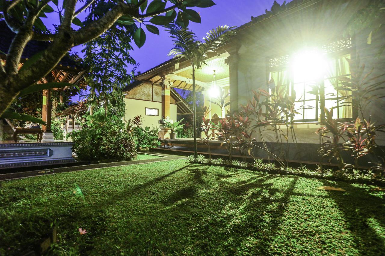 Gusti Kaler House Hotel Ubud  Exterior photo